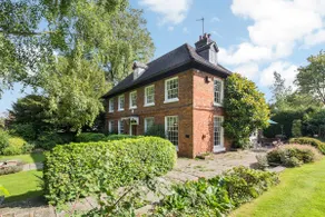 Beech House - Image 2