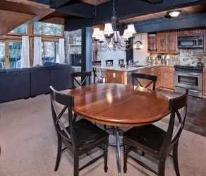 Cozy, Creekside 3BR Vail Condo Ski/Summer Retreat Perfect for Families - Image 4