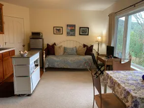 Claudia's Retreat Sanctuary - Image 3