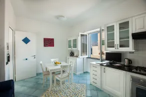 Apartment with stunning sea view - Image 5