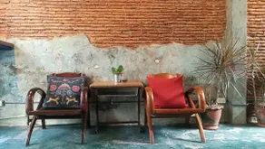 Authentic Heritage Shophouse Bkk’s Historical Area - Image 4