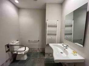 Bizi Bilbao, Suite i - Image 4