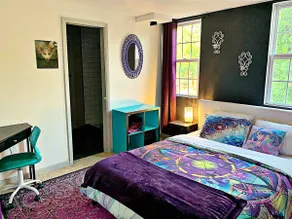The Good Vibes House - Private shower per bedroom! - Image 5