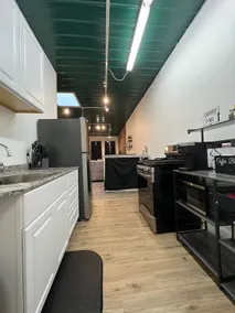 Studio Apt in the Village - Image 5