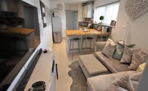 Beautiful cosy apartment near Stansted Airport - Image 3