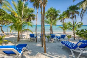 Luxury Oceanfront Akumal Sur Villa w/ Pool, Beach - Image 3