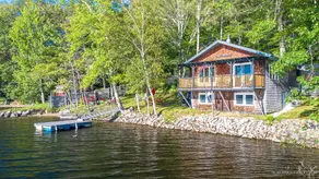 Call of the Loon - Water Edge Lake House - Image 4
