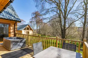 Thistle Lodge 20 with Hot Tub - Image 5