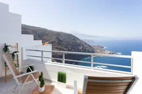 The Cliff House: Ocean View Accommodation - Image 3