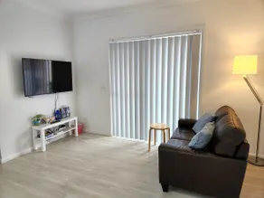 Fully Furnished Home - Direct to City & Airport - Image 3