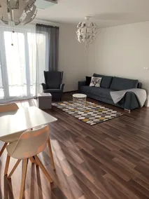 New Stylish 2Room Flat with Dedicated Parking - Image 5