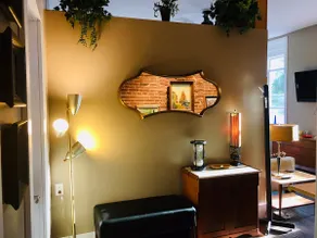 Sugar Shack, a retro studio apartment - Image 4