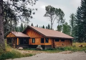 Homestead cabin in Condon - Image 2