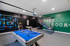 ✨MODERN 3 BEDROOM W/ PLENTY AMENITIES TO ENJOY!✨ - Image 4