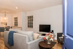 Appartement prêt pour le voyage avec jardin partagé @ WB Studios - Image 4