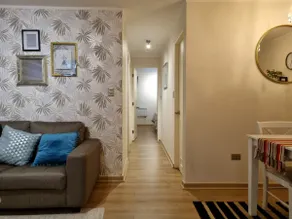 A beautiful, fully-equipped apartment - Image 5