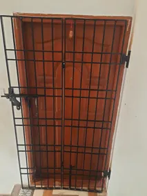 Three Bedrooms with Free Parking - Image 5