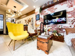 Rustic Art Haven : 2BR flat in Acacia Estates - Image 3