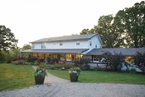 Willie Acres: Hot Tub•Pool•Walking Trails - Image 3
