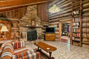 HUGE I-65 Hideaway Cabin/ Franklin/Ext stay disc.! - Image 4