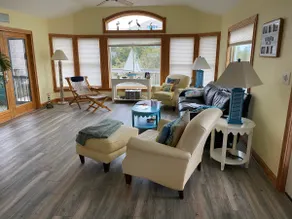 Spacious Family Friendly*Oceanside* Steps to Beach - Image 2