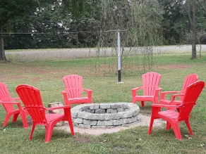 2 bed 2 bath Near Lake Access Hunt & Gather Lodge - Image 3