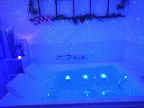 The 1965 🏠 Jacuzzi 🛀🏻 cold🥶 or hot🔥 - Image 3