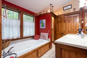 Woodland a perfect house for families & friends - Image 3
