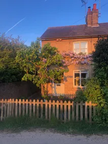 Peaceful cottage in coastal Suffolk village - Image 5