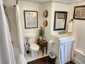 The Guest Suite at Highpoint Farm - Image 5