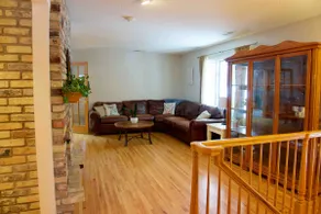 5 bdrm house w/HOT TUB across from Moore Lake Park - Image 5