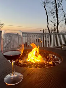 Lake House-Sunset Views-HOT TUB-Couples Retreat - Image 4