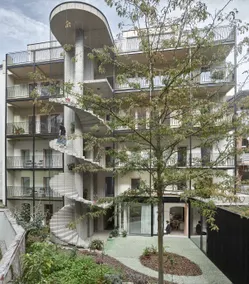 Chic and airy in the heart of Linz - Image 5