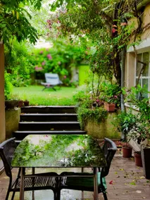Townhouse, peaceful oasis - Image 5