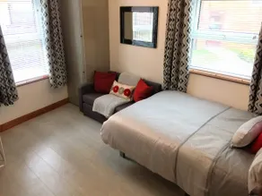 Spacious Apartment! Close2Piccadilly! Wifi&Parking - Image 3