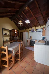 Casa de férias \"Casa Rural Vidal\" com vista para o mar, Jacuzzi, Wi-Fi, A/C & Terraço - Image 3