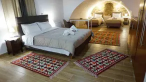 Coco & Michel House - Image 2