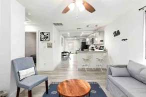 Convenient San Antonio Oasis: - Image 3