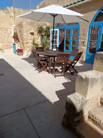 Traditional and charming 3 bedroom farmhouse with pool - Image 4