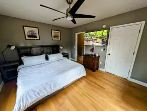 Historic Home w 2 King Beds & FAST Wifi Near Dwntn - Image 4