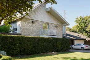 Stylish Katy Trail Connected Apartment - Image 3