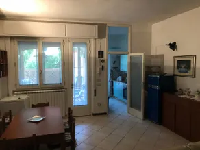 Small villa in a great location - Image 2