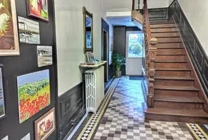 Fénelon Apartments, Vincent Vangogh Apartment - Image 5