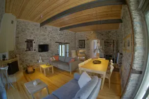Entire Home in Southern Peloponnese - Image 5