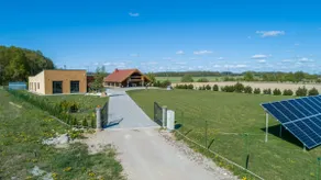 Traditional log house with Sauna - Image 4
