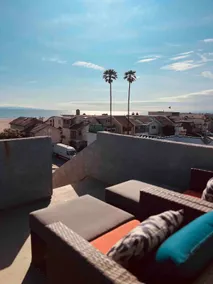 Beach house with Postcard worthy views - Image 5