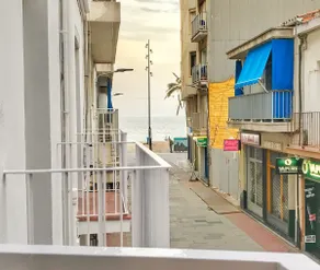 Fisherman's Cottage III in Calafell, Barcelona - Image 2