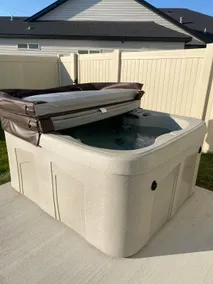 HOT TUB! 2 level townhome near St Luke’s - Image 5