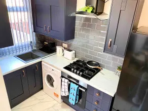 Beautiful home near Elland Road stadium - Image 3