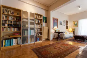 Athens centre, artist's apartment for 4 - Image 3